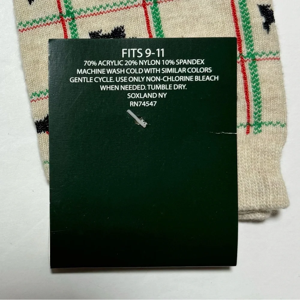 DAVCO Christmas Socks with Scottie Dog Print